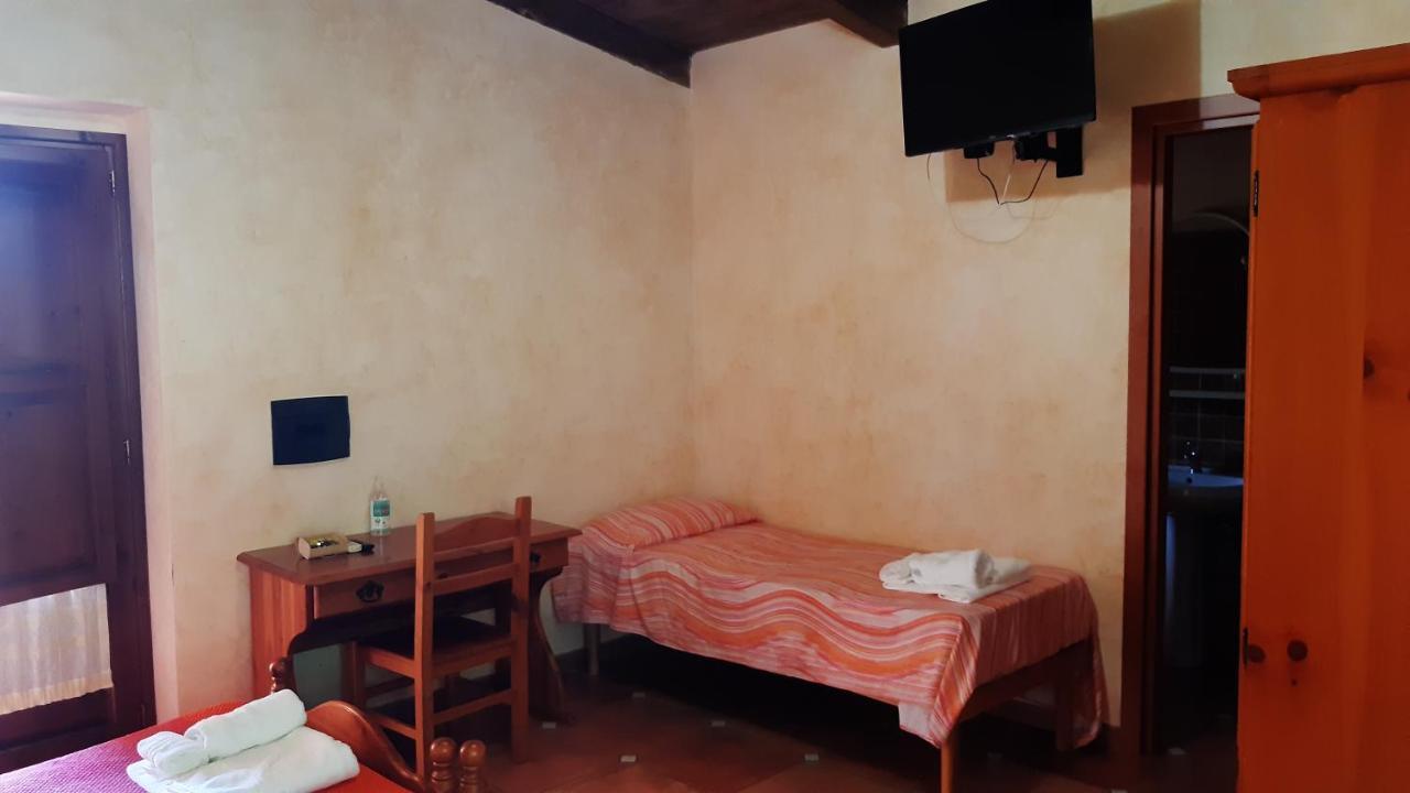 Agriturismo Pingitore Luzzi ภายนอก รูปภาพ