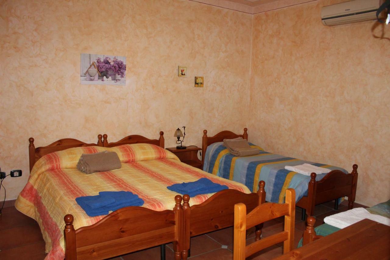Agriturismo Pingitore Luzzi ภายนอก รูปภาพ