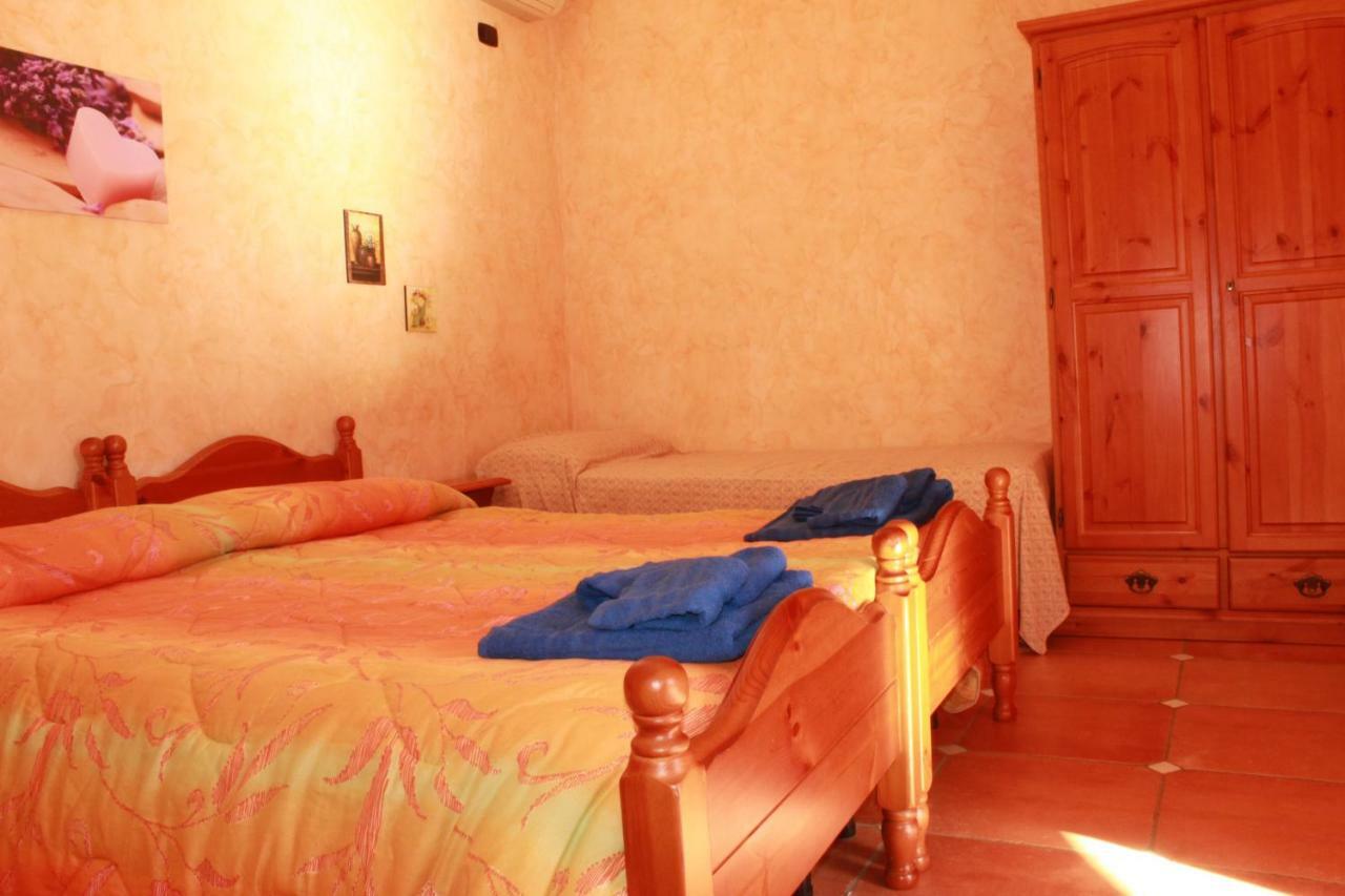 Agriturismo Pingitore Luzzi ภายนอก รูปภาพ